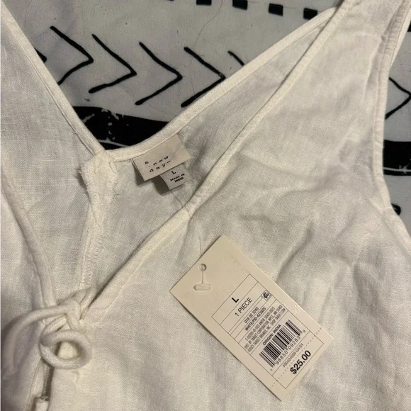 a new day White Linen Tie-Front V-Neck Tank - Picture 2 of 3
